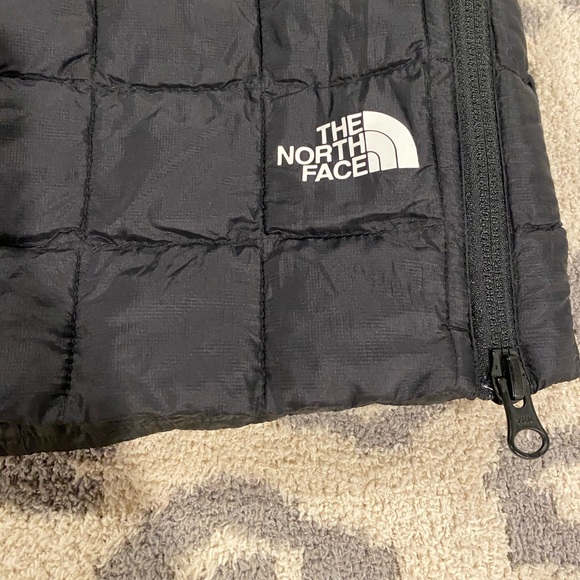 LN The North Face Puffer Mini Skirt Sz S - Picture 2 of 6